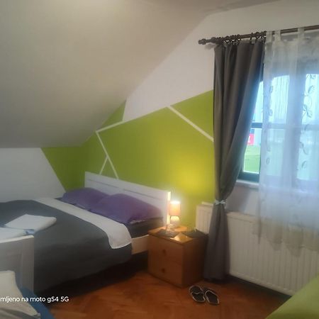 Hostel Lega House Osijek Bagian luar foto