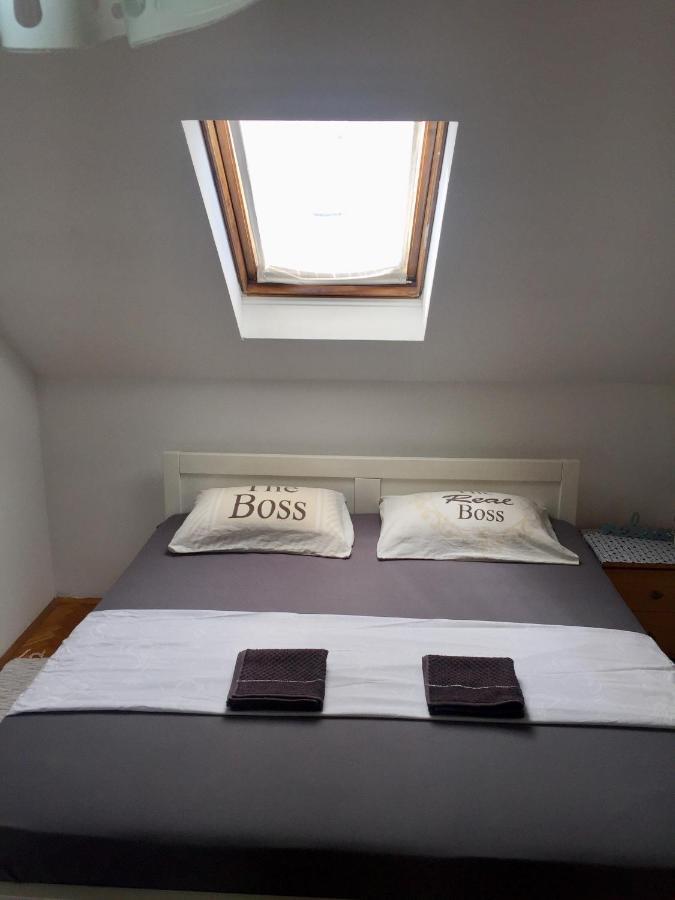 Hostel Lega House Osijek Bagian luar foto