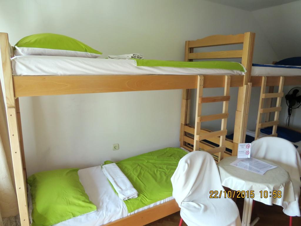 Hostel Lega House Osijek Ruang foto