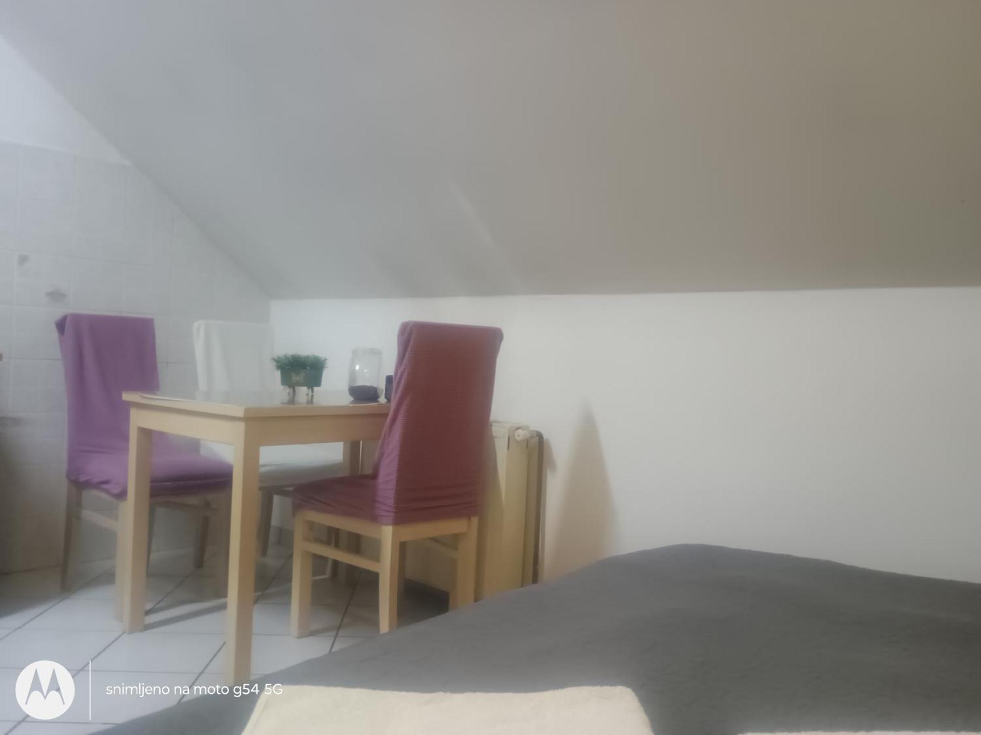 Hostel Lega House Osijek Bagian luar foto