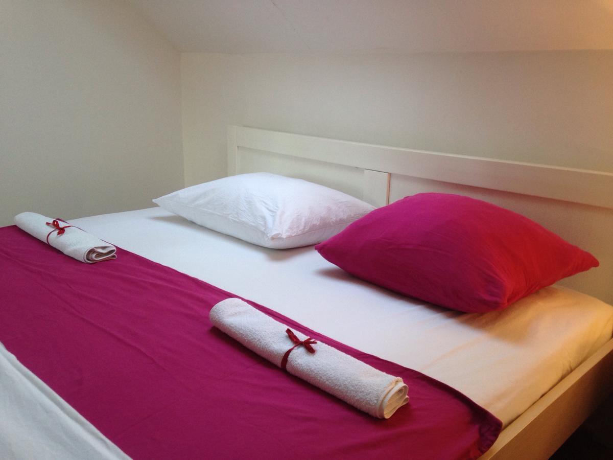 Hostel Lega House Osijek Bagian luar foto
