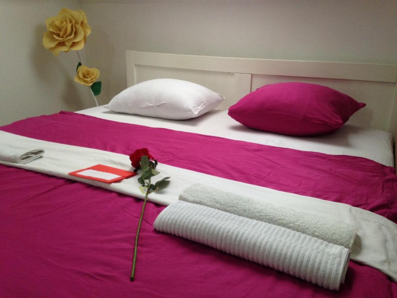 Hostel Lega House Osijek Bagian luar foto